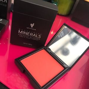 Younique Pressed Blusher